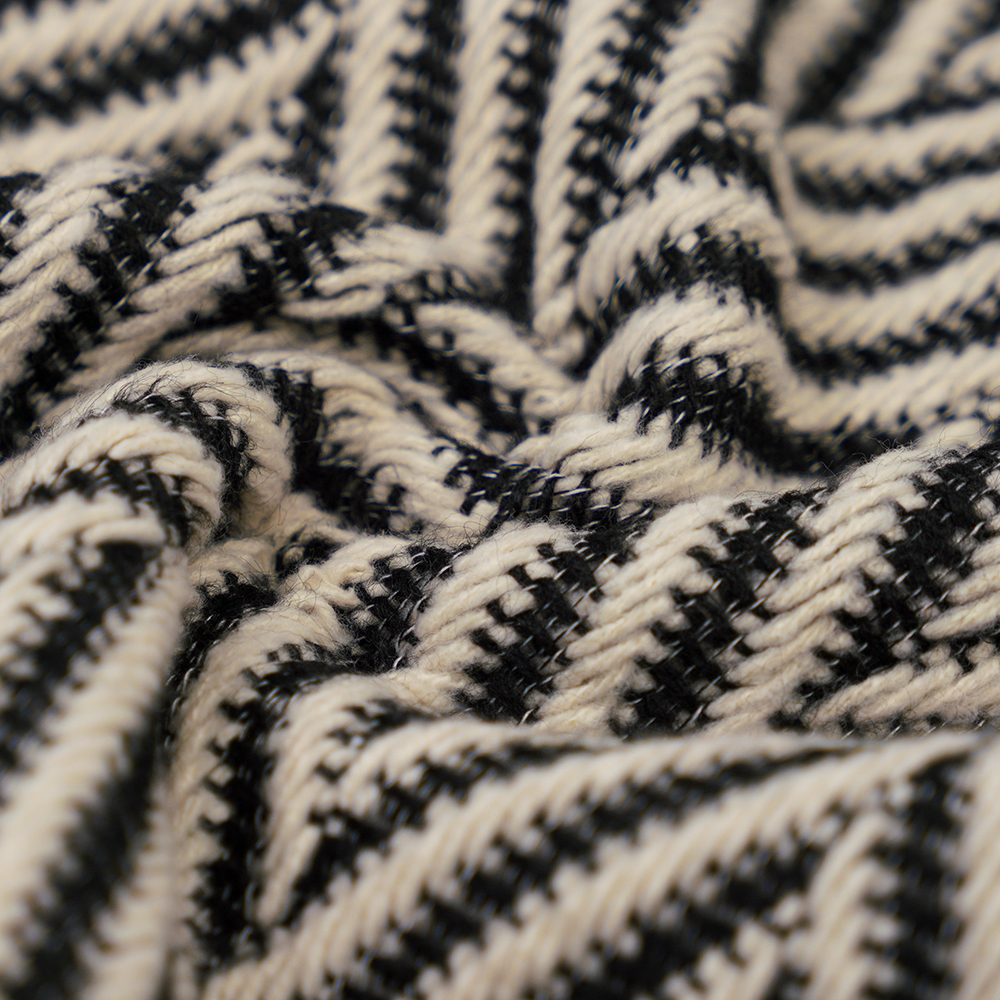 100% other, 720G/M, Classic Black And White, Tweed Yarn, ML-70230021-22090